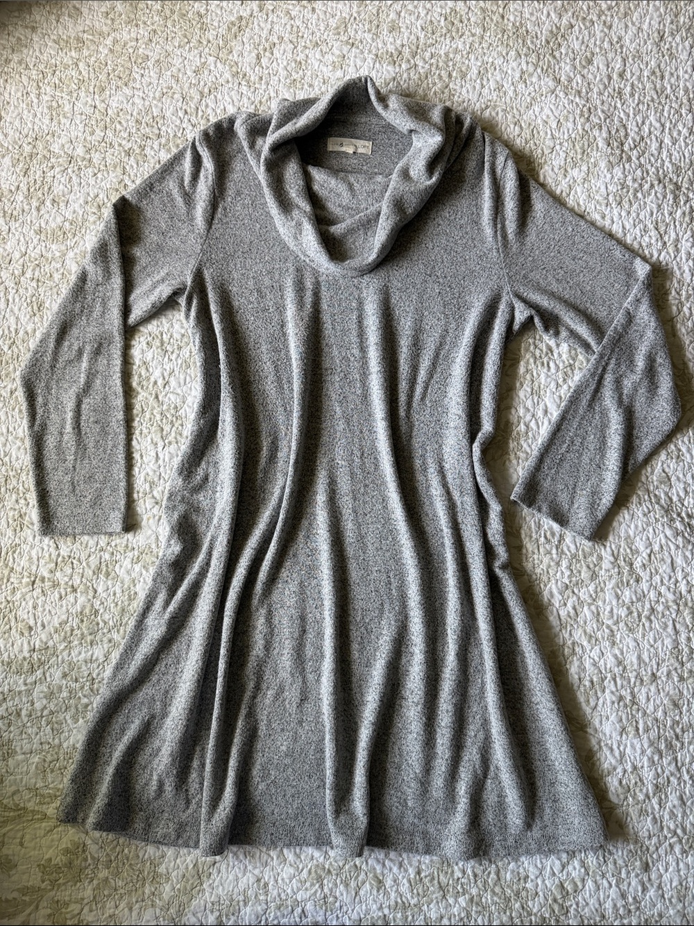 Lou Grey for LOFT signature soft cowl neck dress. Size L. Excellent cond.